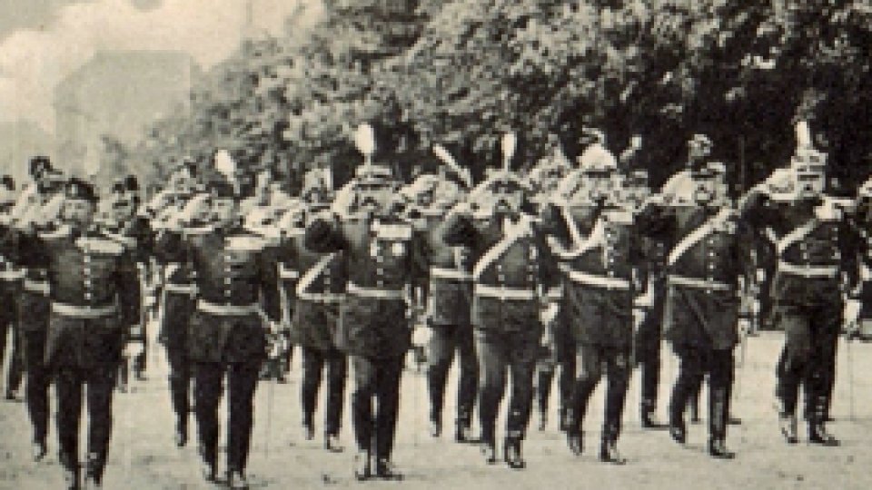 De la Principatele Unite la Regatul României