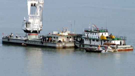 Peste 150 de persoane, dispărute într-un naufragiu