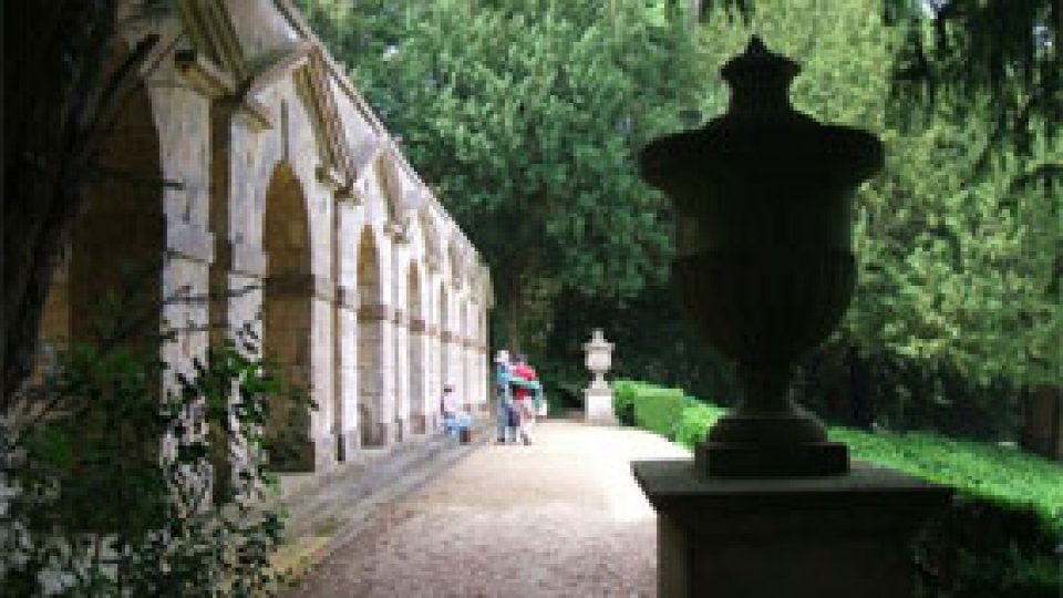 Marea Britanie, prima ţară din UE care restricţionează apa