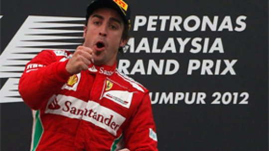 Fernando Alonso câştigă marele Premiu al Malaeziei