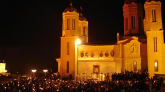 Slujba de Înviere, la malul mării