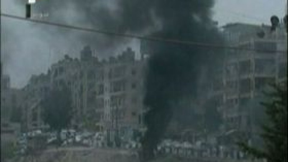 Trupele guvernamentale siriene "bombardează Homs"
