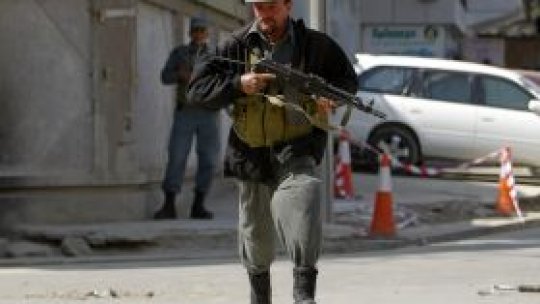 Şase atacuri simultane în Afganistan