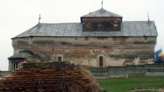 Biserica Hotărani, în pericol de dispariţie