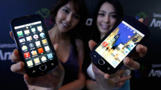 Samsung a devenit lider la producţia de telefoane mobile