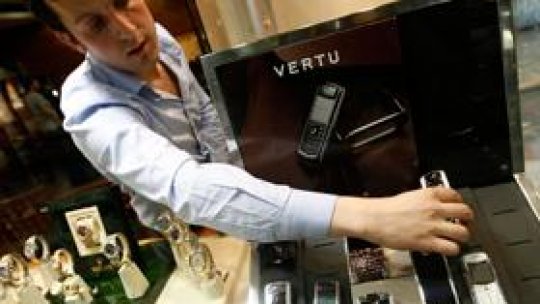 Vertu, divizia Nokia de telefoane de lux, de vânzare