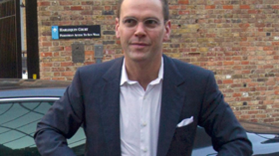 James Murdoch demisionează din funcţia de preşedinte al BSkyB