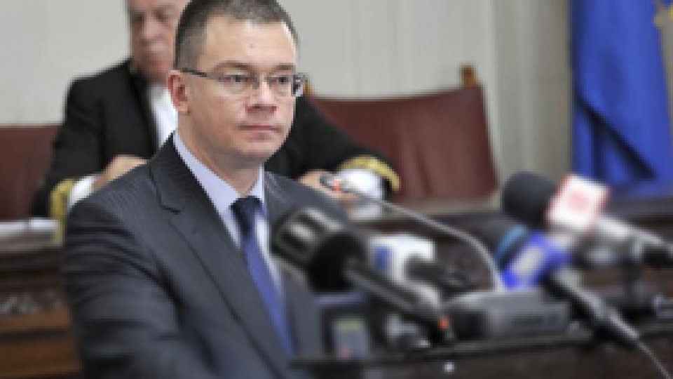 Opoziţia critică împărţirea fondului de rezervă
