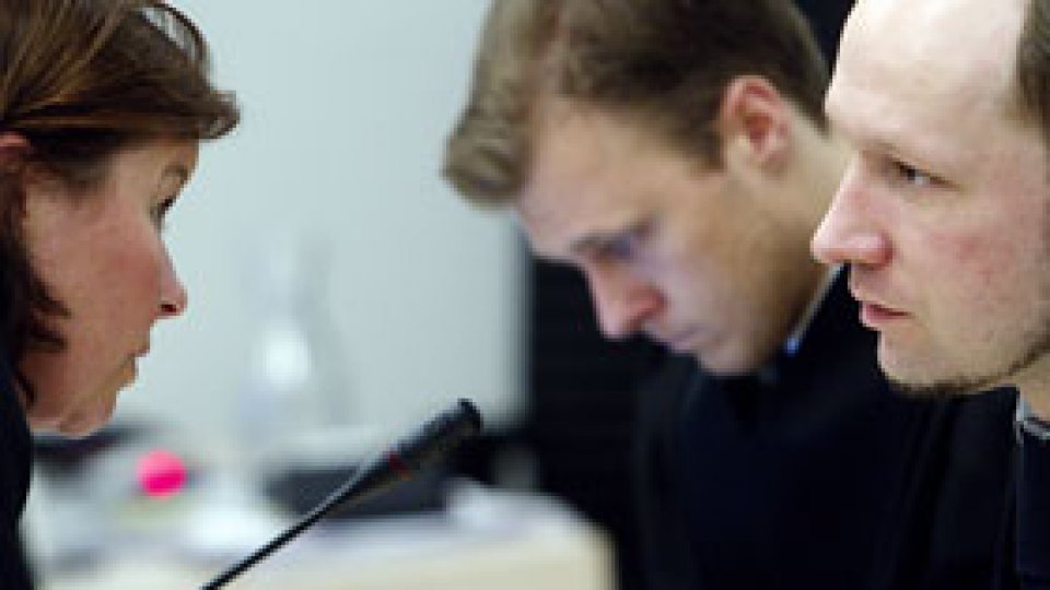 Anders Breivik, atacat cu un pantof la tribunal