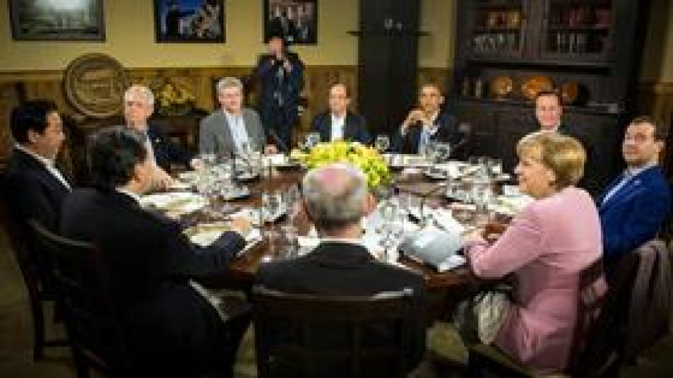 Liderii G-8 discută despre creşterea economică