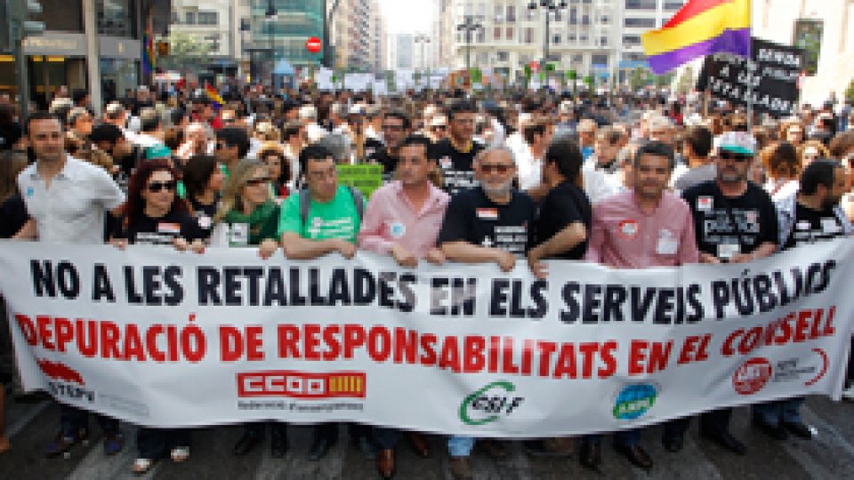 Milioane de elevi şi profesori din Spania, convocaţi la grevă