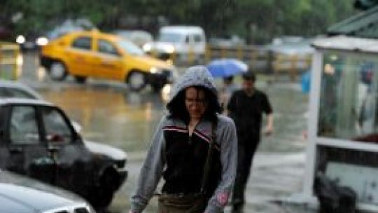 România este afectată de ploile abundente