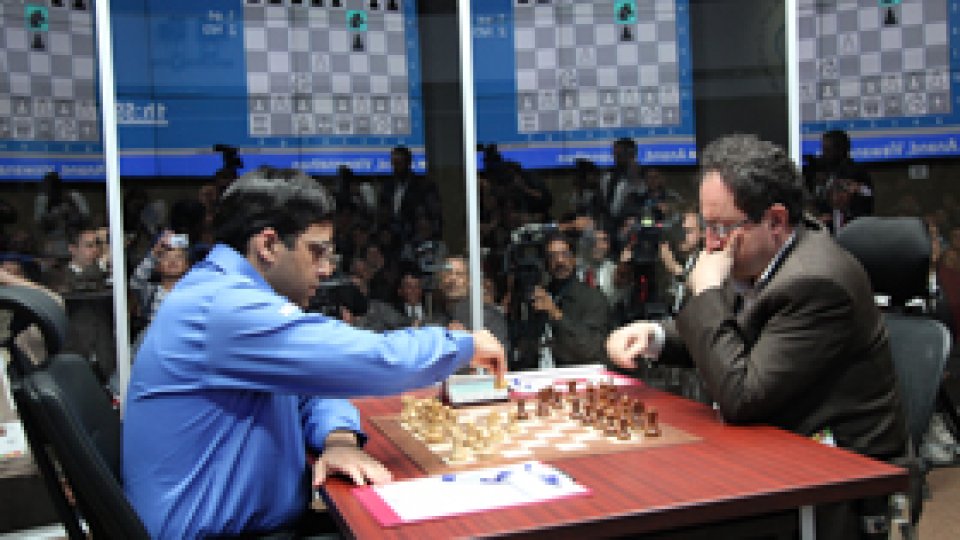 Anand îşi păstrează titlul mondial la şah