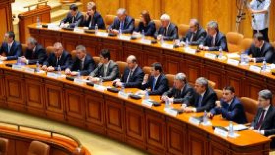Guvernul Ponta a obţinut votul parlamentului