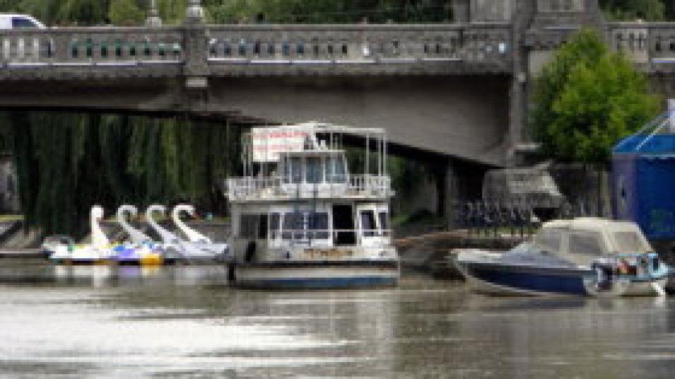 Vânt din pupă pe canalul Bega