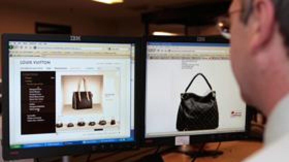 UE caută noi soluţii pentru promovarea comerţului online