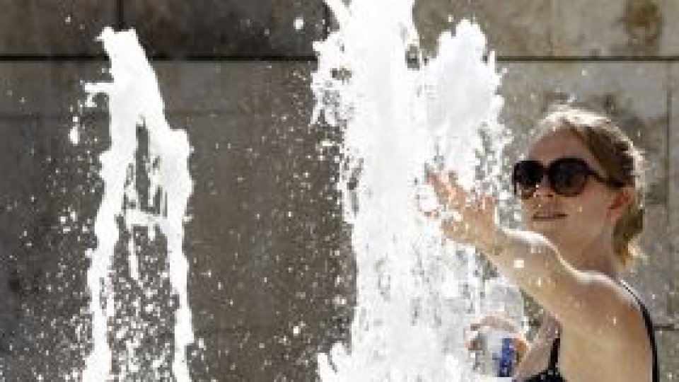 Caniculă în jumătatea de vest a ţării