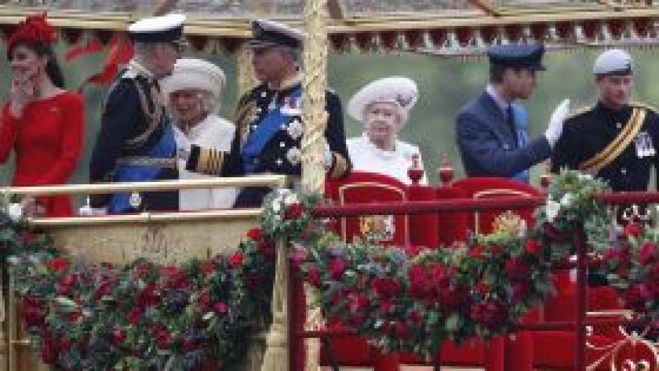 Paradă navală pe Tamisa