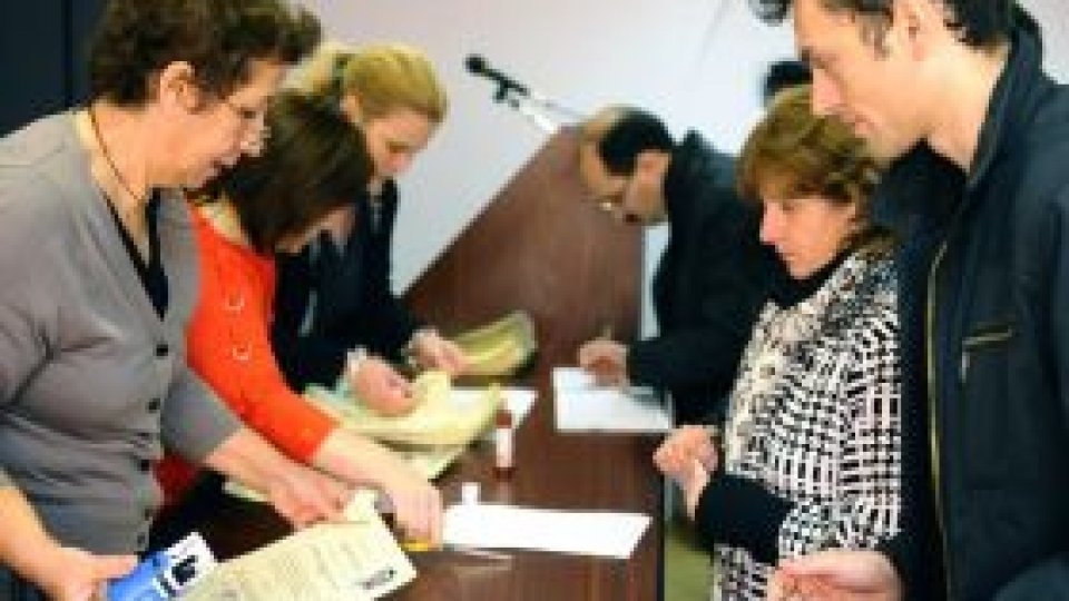 Peste 5.000 de arădeni vor cetăţenie maghiară