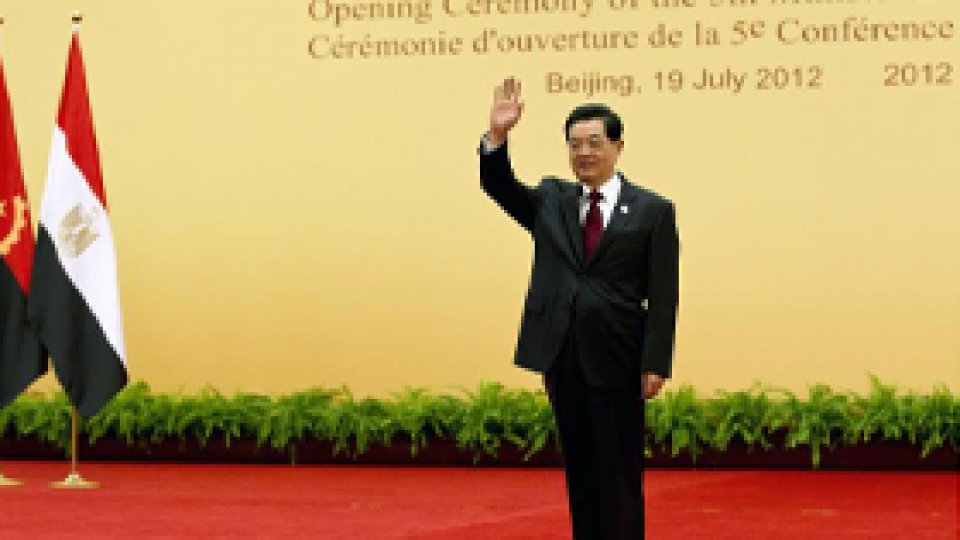 China îşi dublează creditele pentru Africa