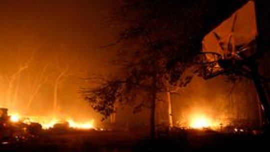 Incendiile din Harghita persistă de trei săptămâni