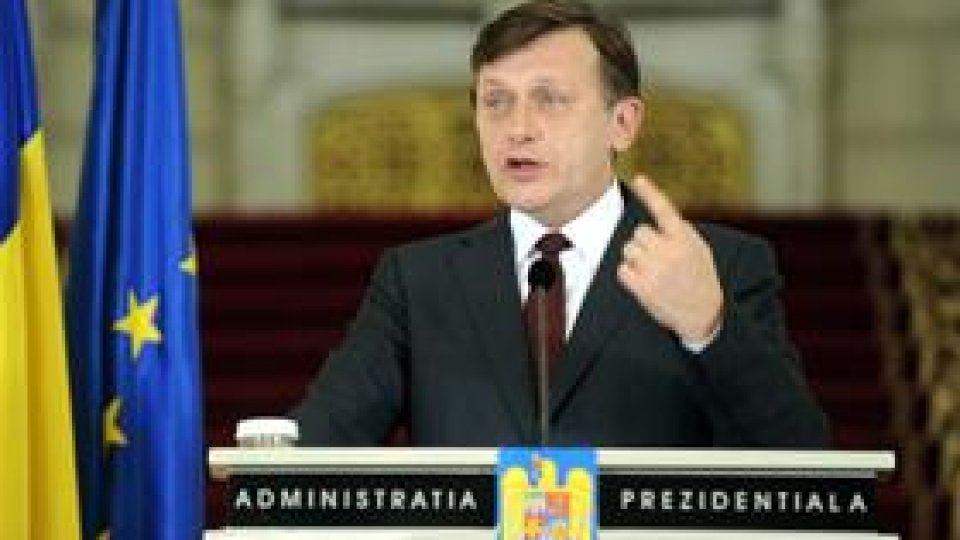 Curtea Constituţională "are de luat o decizie grea"