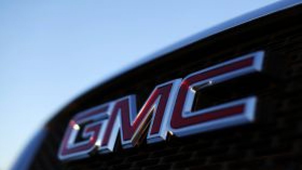 Mii de maşini de poliţie din SUA şi Canada, rechemate în service