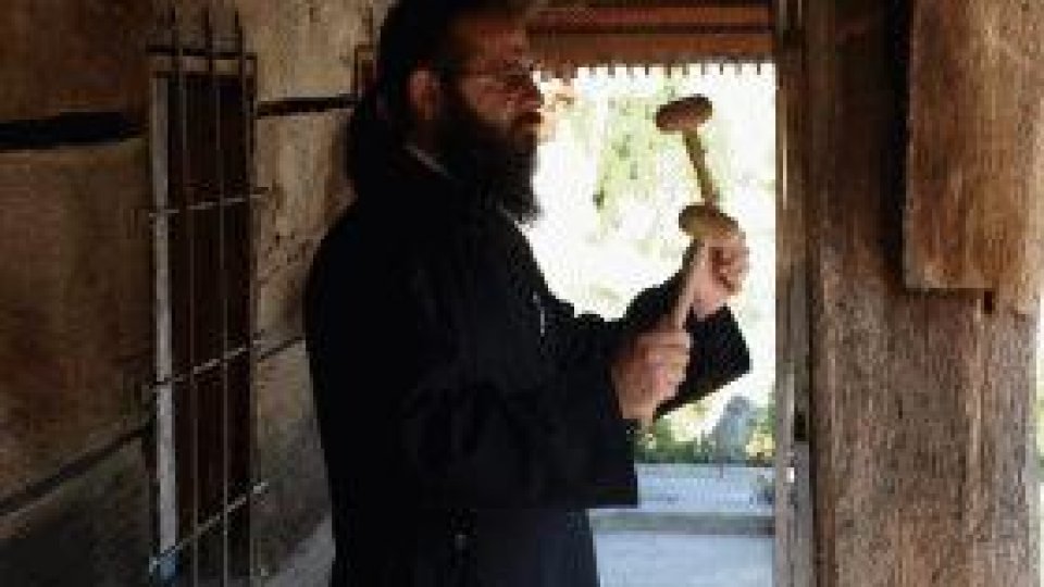 Pelerinaj la Mănăstirea Strâmba din Sălaj