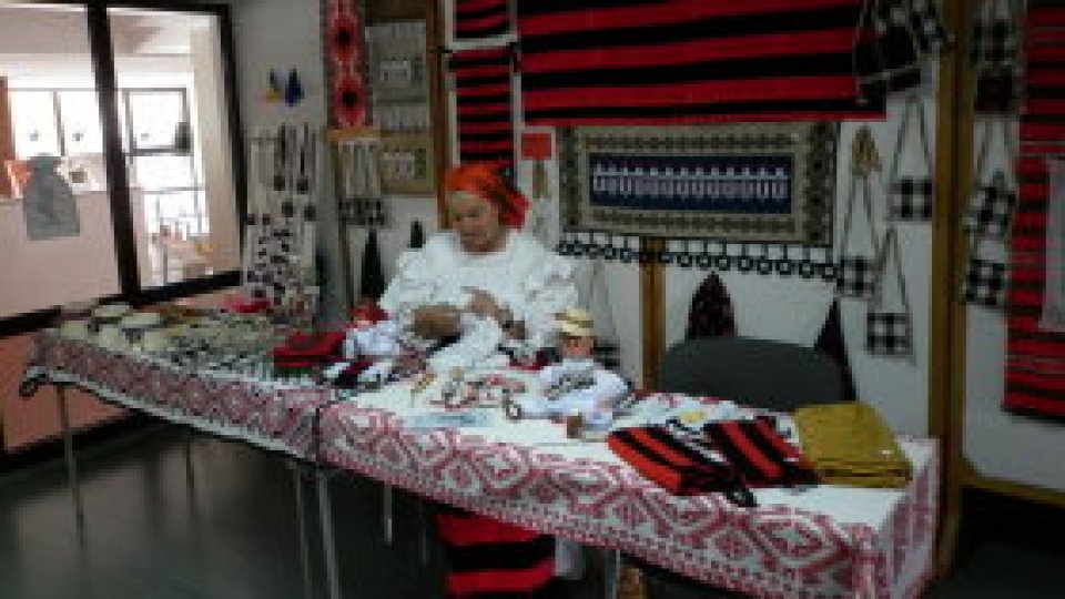Festivalul cântecului şi meşteşugurilor populare