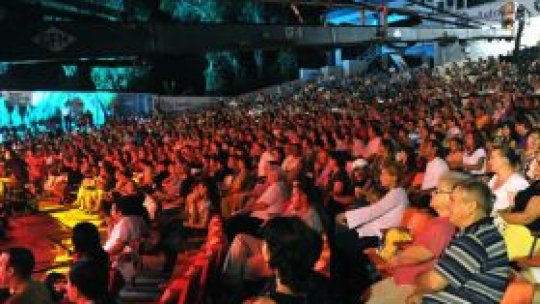 Festivalul de la Mamaia a debutat joi seară