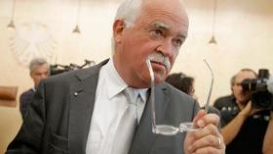 Curtea Constituţională Federală a Germaniei "decide soarta euro"