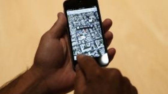 Creştere record a acţiunilor Apple după prezentarea iPhone5