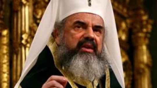 Patriarhul Daniel s-a simţit rău în timpul unei slujbe