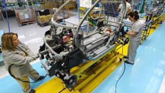 Renault vrea să reducă 7500 de locuri de muncă până în 2016