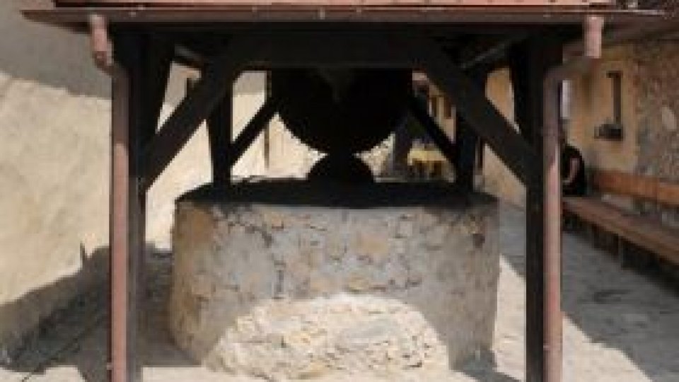 Sălăjenii, nemulţumiţi de apa de la robinet