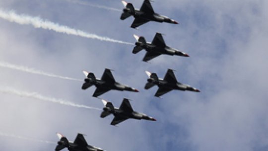 Contractul de achiziţie pentru avioanele F 16 a fost semnat