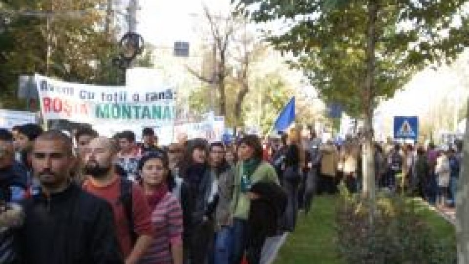 Proteste în Bucureşti şi în ţară faţă de proiectul Roşia Montană