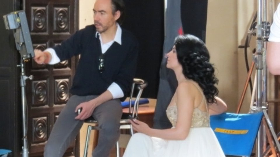 Angela Gheorghiu a lansat videoclipul celebrului şlagăr Copacul