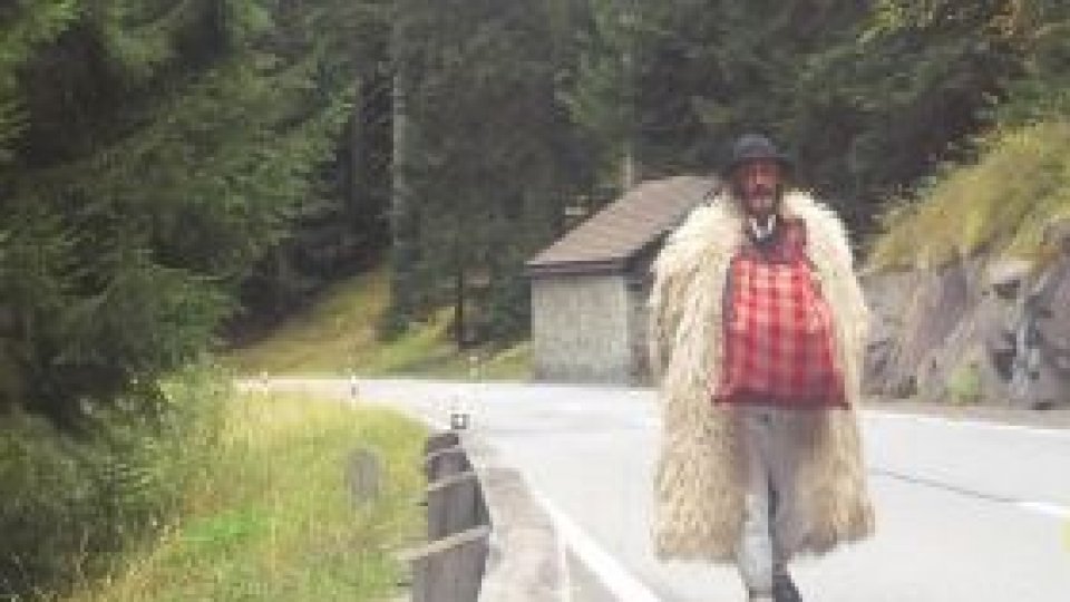 Tot pe drum, pe drum e badea