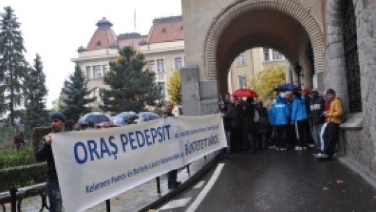 Sportivii protestează la Târgu Mureş