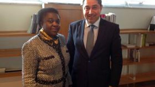 Românii din Italia, faţă în faţă cu doi miniştri