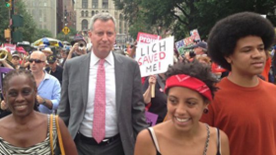Democratul Bill de Blasio este noul primar al New York-ului