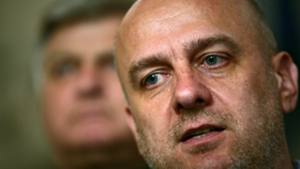 Creşterile salariale promise de guvern "vor duce la concedieri"