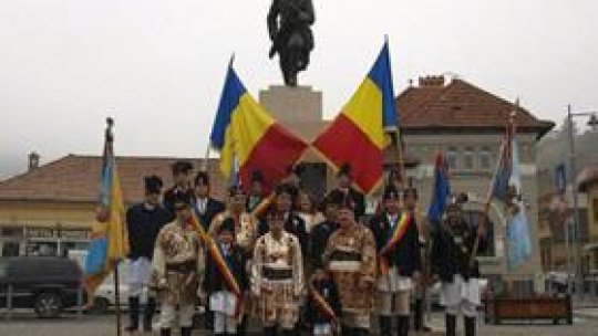 1 decembrie, sărbătorit la Braşov în două pieţe istorice