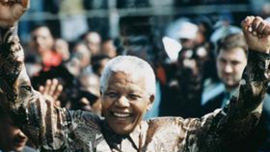 Liderii lumii îşi iau rămas bun de la Nelson Mandela