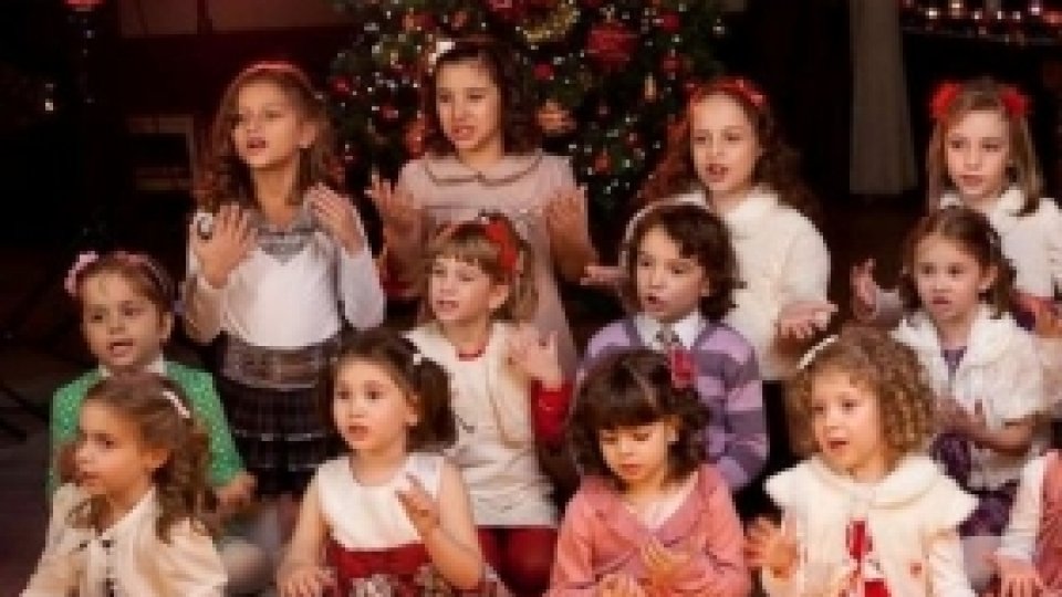 Spectacol caritabil pentru copiii asistaţi social