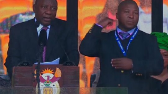 Patronii interpretului de la funeraliile lui Mandela,"dispăruţi"