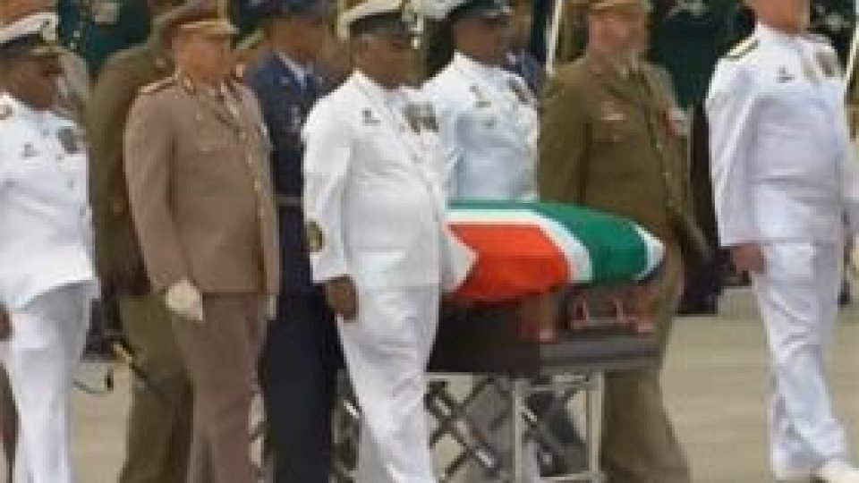 Nelson Mandela este înmormântat, în satul natal