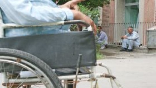 "Fonduri insuficiente" pentru alocaţiile persoanelor cu handicap