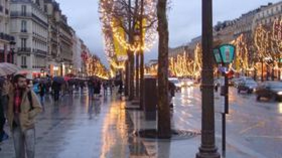 Atracţii europene - Champs Elysees